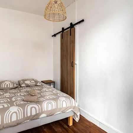 La Parenthese Des Carmes Apartment